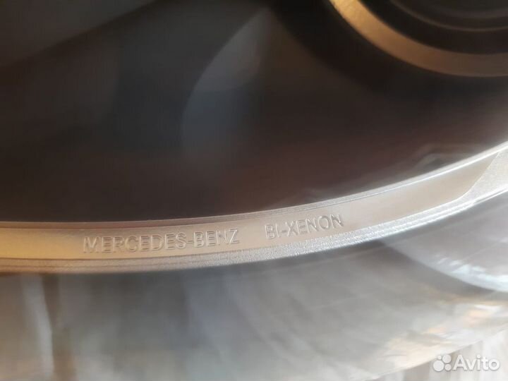 Фара правая Mercedes B W246