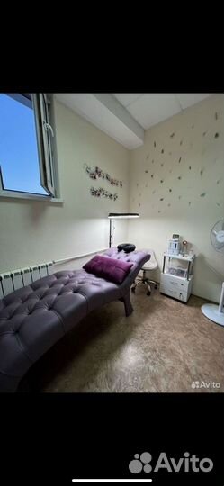 Место мастера маникюра или лэйшмейкера