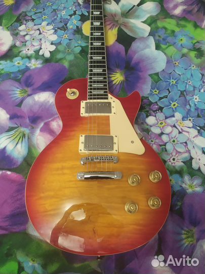 Электрогитара