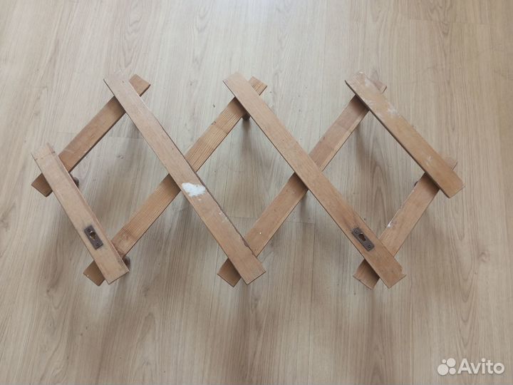 Вешалка настенная деревянная СССР