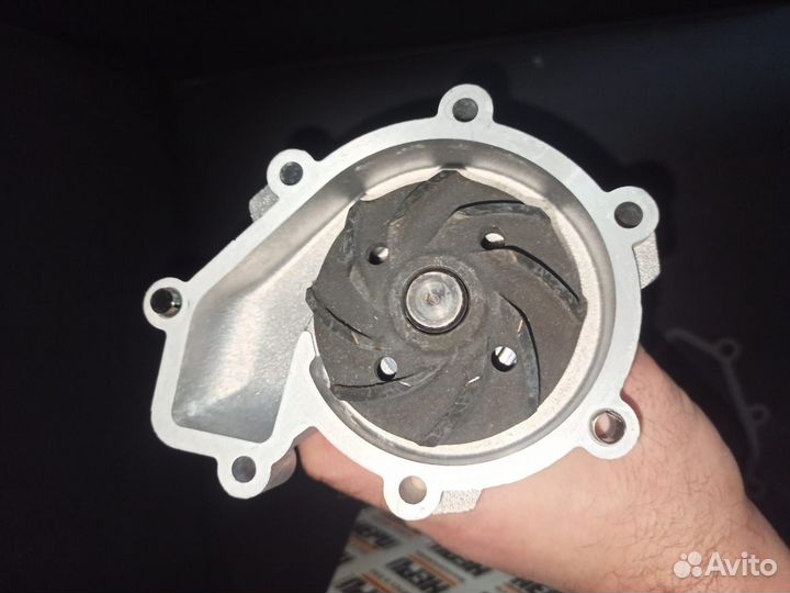 Mercedes w 124 помпа водяная Hepu P176