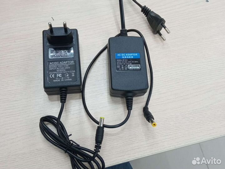 Блок питания 12v 2 а для светодиодных лент