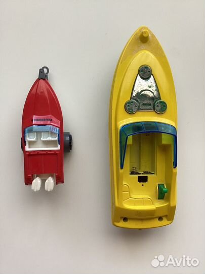 Игрушка катер