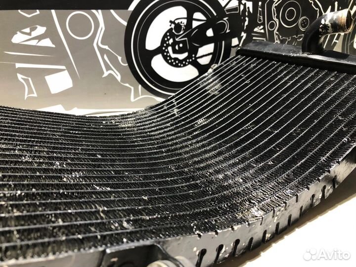 Радиатор Suzuki GSX-R 400 R (GK76A) 1995г