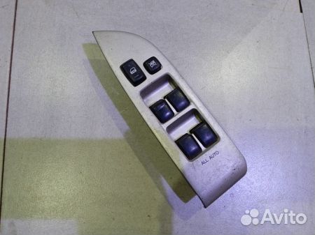 Блок управления стеклоподъемниками 8404048080