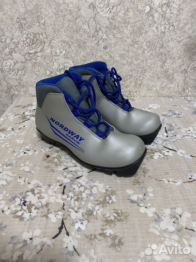 Лыжные ботинки nordway 35