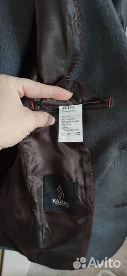 Костюм на мальчика новый р. 134