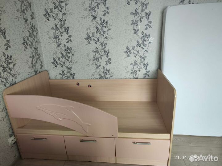 Детская кровать от 3 лет с бортиками