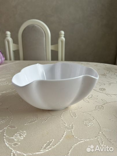 Салатник пластмассовый