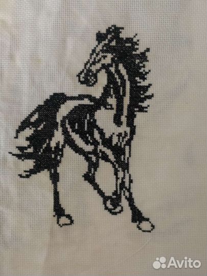 Картины, вышитые крестом