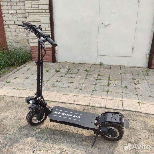 Электросамокат Kygoo m5