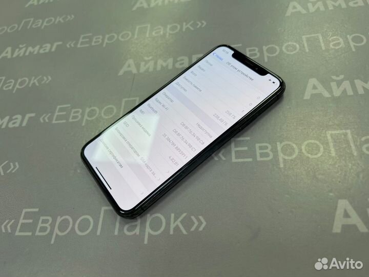 Apple iPhone X 256Gb Serii Kosmos