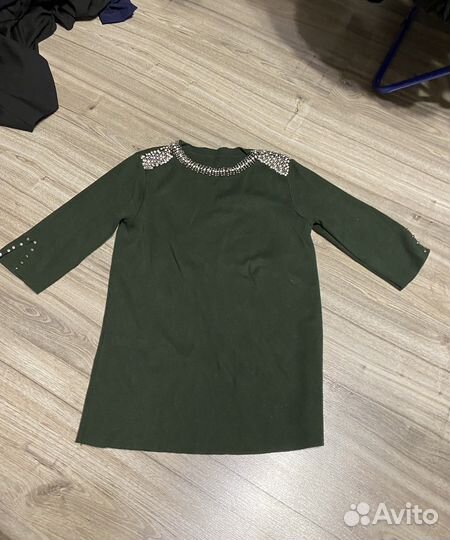 Вещи 42 размера