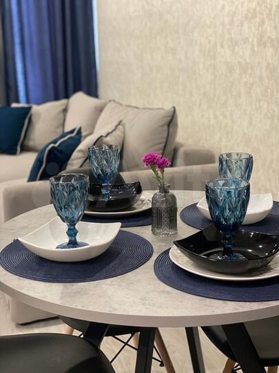 2-к. квартира, 40 м², 8/10 эт.