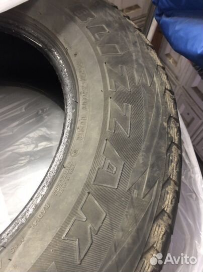 Bridgestone Blizzak DM-V1 265/65 R17