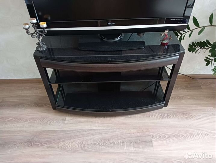 Тумба под телевизор