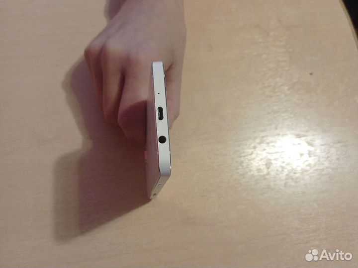 Samsung Galaxy A03, 3/32 ГБ