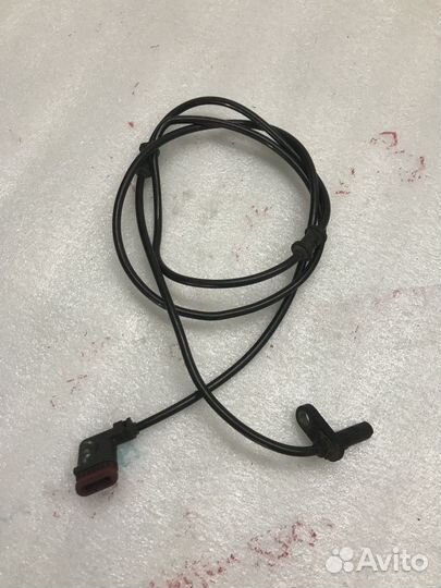 Датчик ABS задний