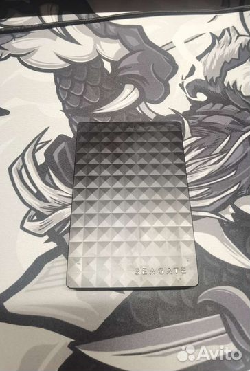 Внешний жесткий диск 1,2 тб