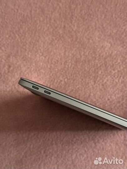 Apple macbook pro 2016 i5 16/512SSD