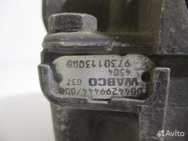 Ускорительный клапан Wabco 9730113000