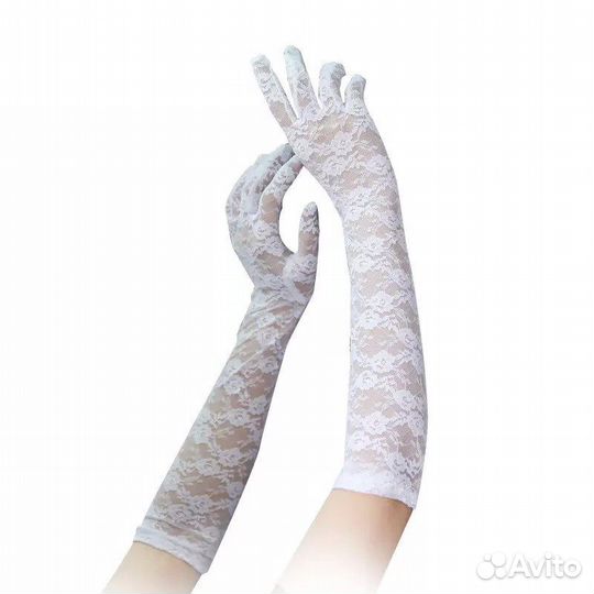 Длинные кружевные перчатки
