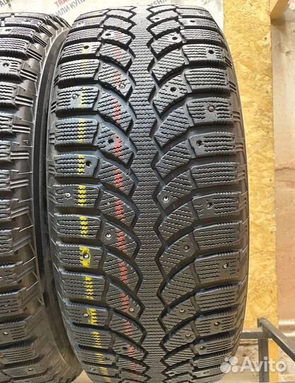 Bridgestone Blizzak Spike-02 225/60 R17 98L