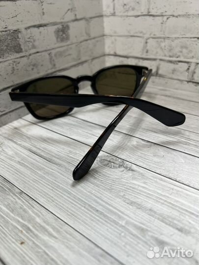 Солнцезащитные очки PYE sunnies 001