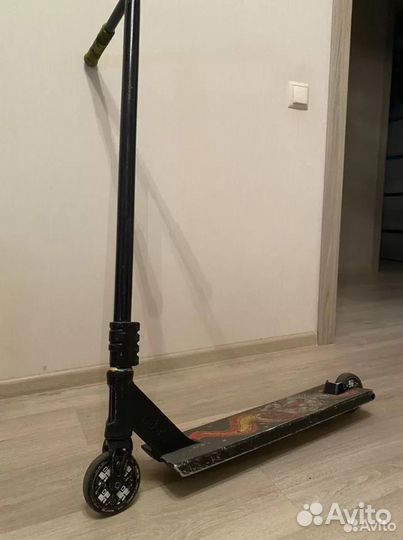 Трюковой самокат