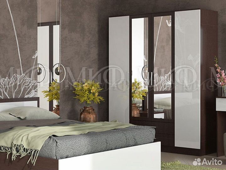 Шкаф Мартина 4 створчатый