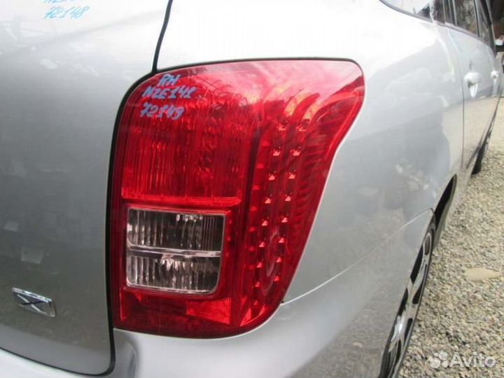 Стоп правый Toyota Corolla Fielder NZE141 1NZ-FE