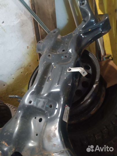 Подрамник на hyundai solaris