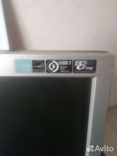 Монитор LG L1752S