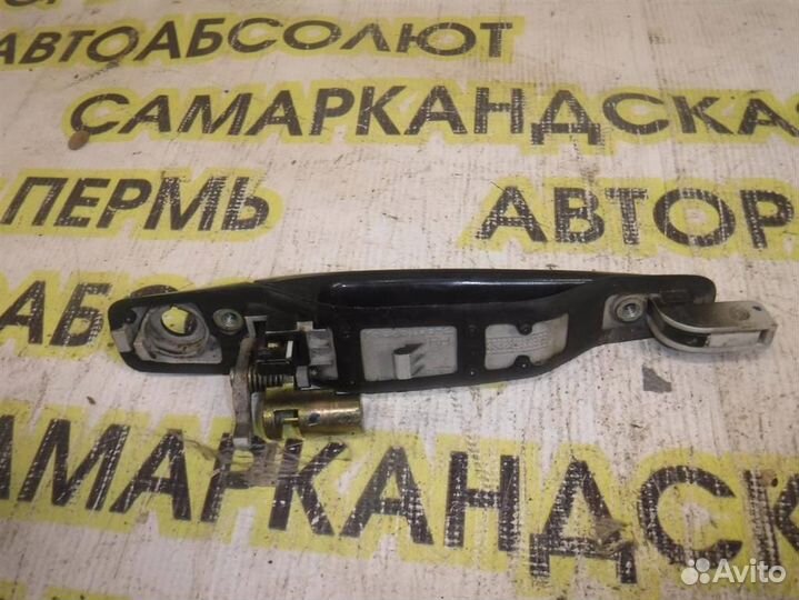 Ручка двери передней наружная правая Mitsubishi L