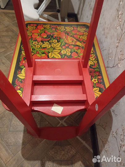 Столик и стульчик Хохлома
