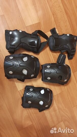 Защита для роликов Reaction s размер