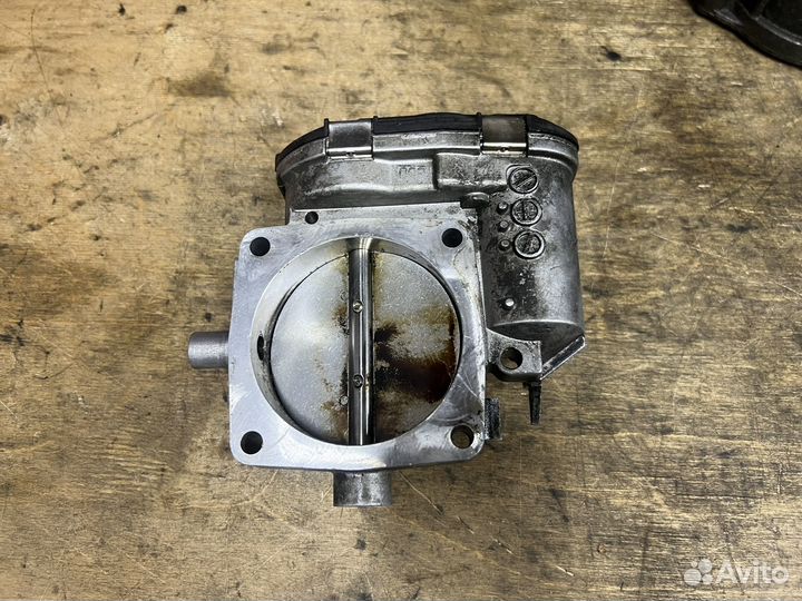 Дроссельная заслонка Mercedes M113 M272