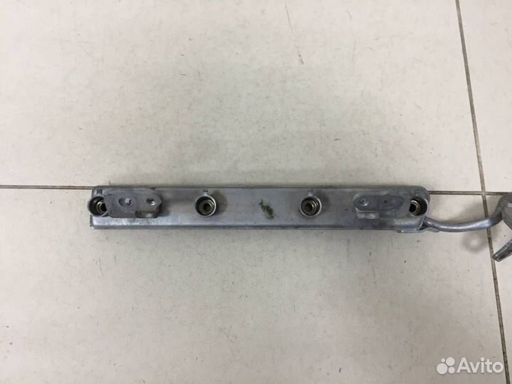 Рейка топливная рампа Nissan Qashqai J10 2006-2013