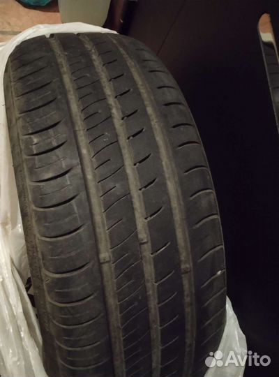 Kumho Ecowing ES01 KH27 205/55 R16