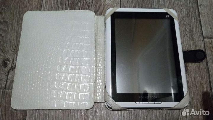 Для Pocketbook IQ 701 зарядное акб и чехол