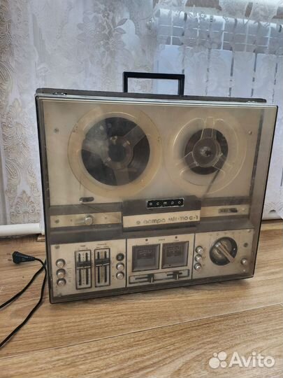 Катушечный магнитофон Астра 110