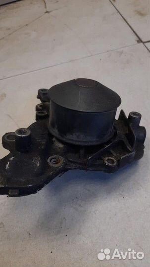 Насос водяной (помпа) Mitsubishi Pajero Sport