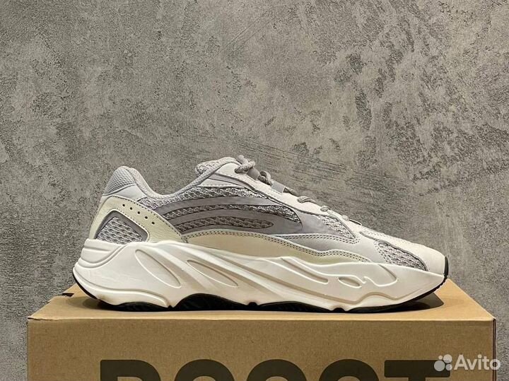 Кроссовки Adidas Yeezy Boost 700 v2 Static