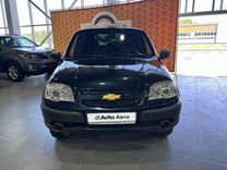 Chevrolet Niva 1.7 MT, 2018, 53 000 км, с пробегом, цена 899 000 руб.