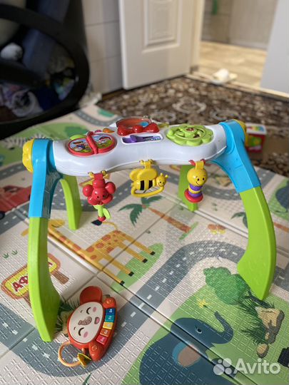 Развивающий столик