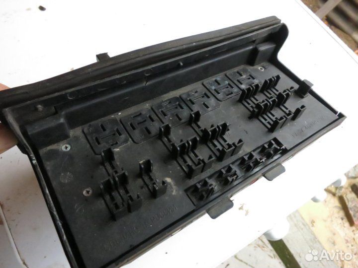 Блок предохранителей ваз 2105