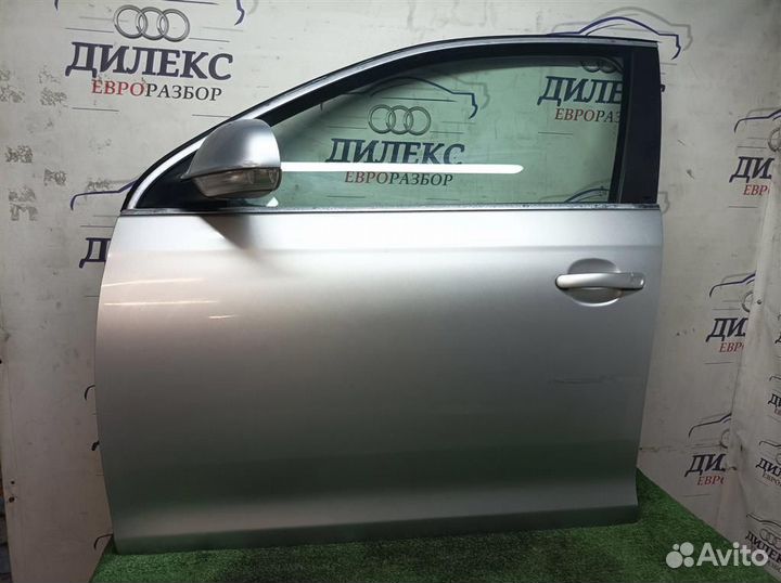Ручка двери наружная левая VW Jetta 2005-2011