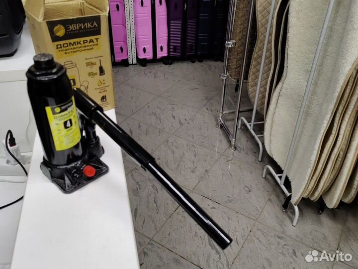 Домкрат бутылочный 4 тонны