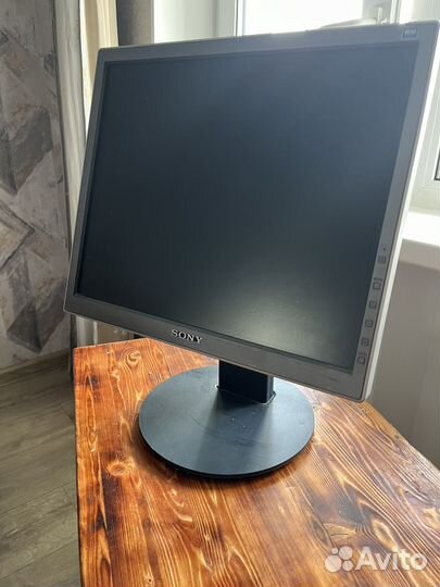 Монитор Sony