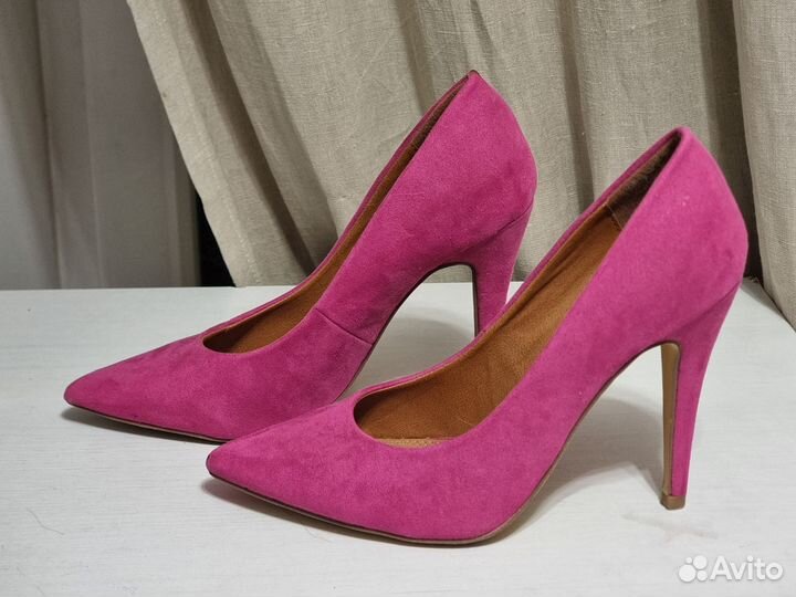 Туфли высокие женские